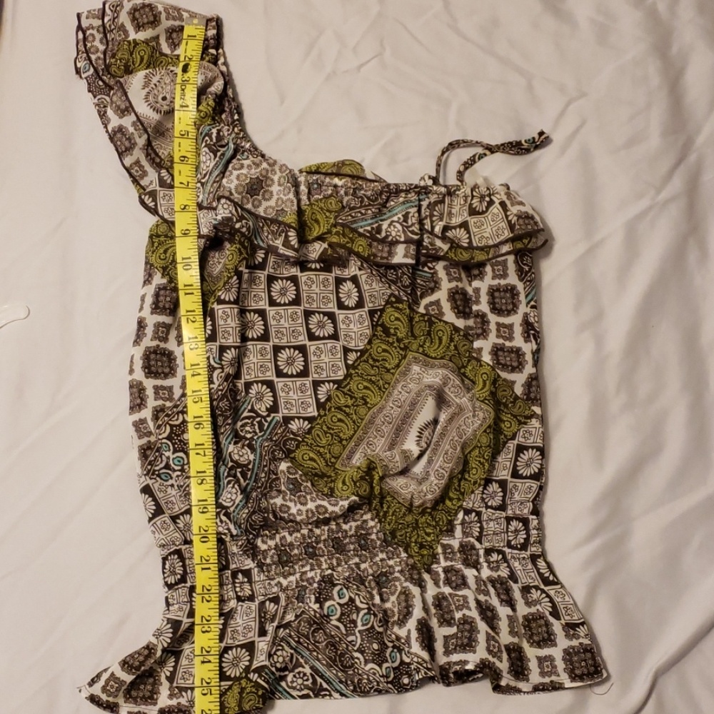 Ruffled Top - Picture 7 of 7